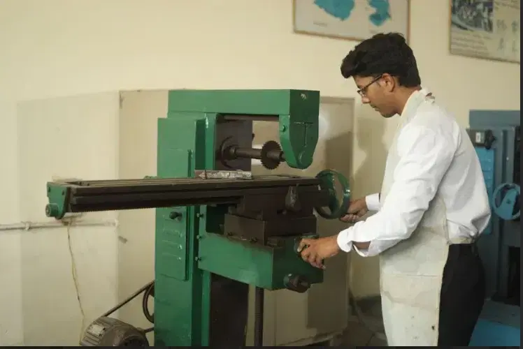 Sanskriti University Mathura Academic Building photo 17